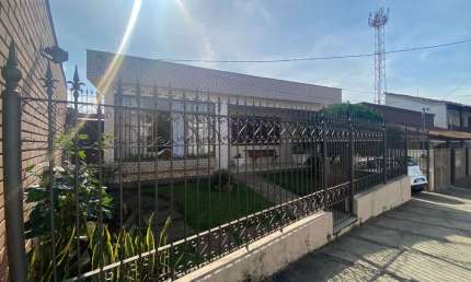 Casa com 3 dormitórios à venda, 550 m² por R$ 1.280.000,00 - Bairu - Juiz de Fora/MG