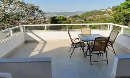 Casa com 3 dormitórios à venda, 350 m² por R$ 2.490.000,00 - Granville - Juiz de Fora/MG