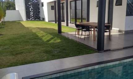 Casa com 4 dormitórios à venda, 380 m² por R$ 2.100.000,00 - Novo Horizonte - Juiz de Fora/MG