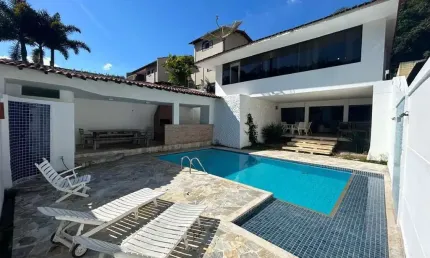 Casa com 4 dormitórios à venda, 287 m² por R$ 950.000,00 - Vale do Ipê - Juiz de Fora/MG