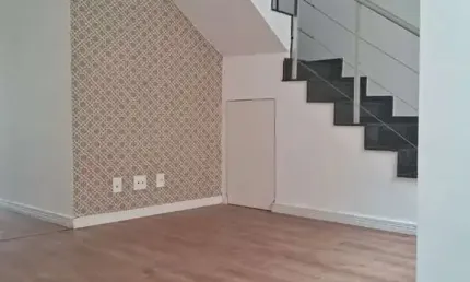 Cobertura com 3 dormitórios para alugar, 120 m² por R$ 1.600,00/mês - Santa Maria - Juiz de Fora/MG