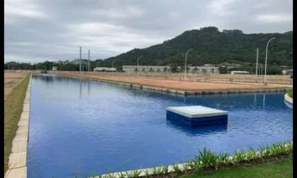 Vendo terreno de 150m², Condomínio fechado, Deltaville Blue, Beira Rio, Biguaçu - SC