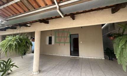 Casa à venda no bairro Condomínio das Esmeraldas em Goiânia/GO