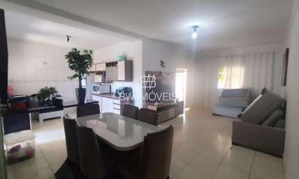 Casa, 3Q 1 suíte, St Sônia Maria, Quintal amplo, Moradia ou Investimento