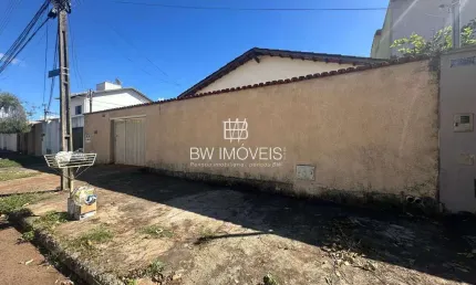 Casa com 3 quartos à venda na Rua do Arrastão, Jardim Atlântico, Goiânia, 230 m2 por R$ 650.000