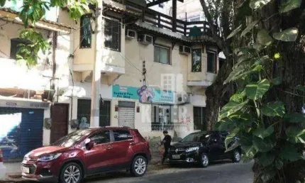 Prédio Comercial com 3 Pavimentos e Entradas Independentes – Rua Principal no Ingá