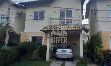 Casa com 3 quartos à venda, 140 m² por R$ 470.000 - Maria Paula - São Gonçalo/RJ