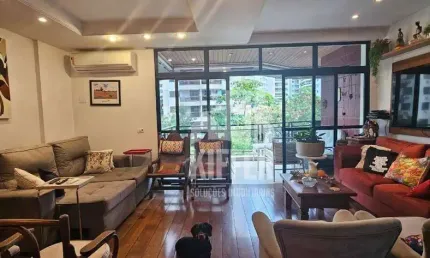 Amplo apartamento com 4 quartos, 1 por andar e 2 vagas – santa rosa