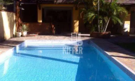 Casa com 4 dormitórios à venda, 698 m² por R$ 900.000,00 - Maceió - Niterói/RJ