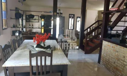 Casa com 3 quartos à venda, 255 m² por R$ 1.060.000 - Vila Progresso - Niterói/RJ