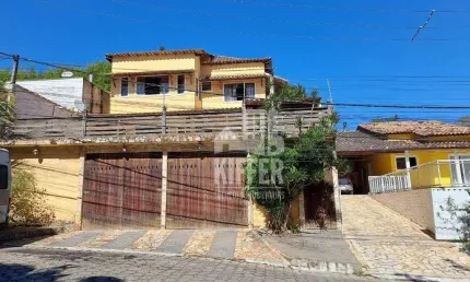 Casa com 4 quartos à venda, 350 m² por R$ 470.000 - Várzea das Moças - Niterói/RJ