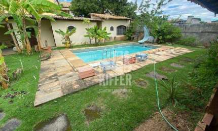 Casa com 3 quartos à venda, 300 m² por R$ 2.297.000 - Camboinhas - Niterói/RJ