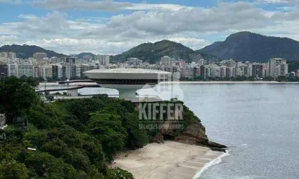 Amplo apartamento 5 quartos frente mar na praia Boa viagem- Niterói