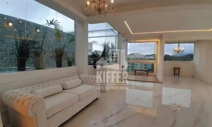 Cobertura com 2 quartos, 2 suítes, piscina, 2 vagas, 230m² por R$ 2.990.000,00 - Camboinhas - Niterói/RJ