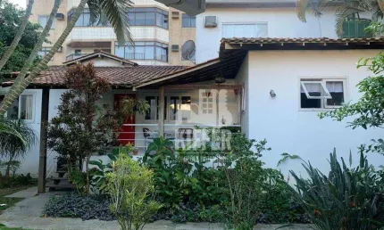 Casa com 10 quartos à venda, 480 m² por R$ 3.100.000 - Prainha - Arraial do Cabo/RJ