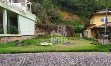 Terreno plano com 569m² em condomínio de alto padrão no ubá oceânico