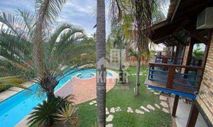 Casa com 7 quartos à venda, 560 m² por R$ 5.000.000 - Camboinhas - Niterói/RJ