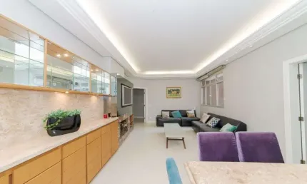 Apartamento 1 por andar com 4 dormitórios e 3 vagas à venda, 242 m² - água verde