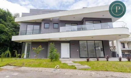 Casa com 3 dormitórios e 3 Suítes no Campo Comprido