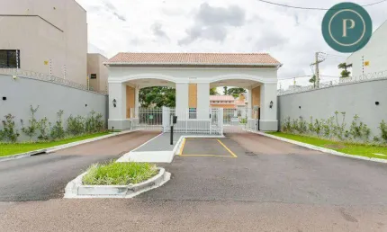 Casa Mobiliada em Condomínio Fechado no Bairro Pinheirinho