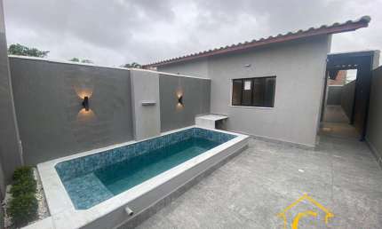 Casa à venda no bairro Jardim Jamaica - Itanhaém/SP