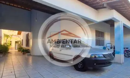 Casa Para Vender com 4 quartos 3 suítes no bairro Farolândia em Aracaju