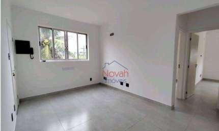 Apartamento com 2 dormitórios com suíte REFORMADO à venda, 60 m² por R$ 385.000 - Campo Grande - Santos/SP