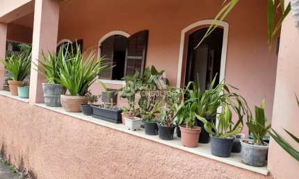 Vendo Excelente Casa 3 Qts, Varanda, Quintal, 1 vaga Por 270.000 Barro Vermelho - São Gonçalo/RJ.