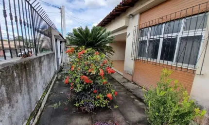 Casa com 3 Quartos 108 m², proximo a Praça,  em Nova Cidade, São Gonçalo/RJ