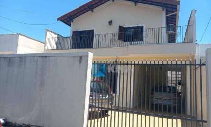 Casa à venda, 3 dormitórios uma suíte, 250 m², no Jardim das Indústrias!