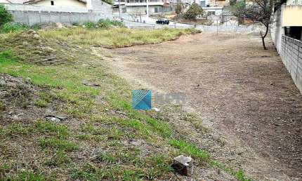 Terreno à venda, plano, com 388 m²,  zoneamento permite Construção residencial ou comercial, no Jardim Nova Republica, ótima oportunidade!
