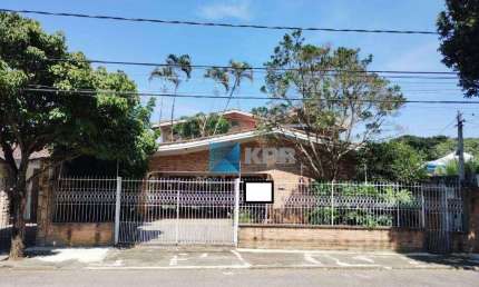 Casa à venda, 450 m² de área de terreno e 393 m² de área construída, no Jardim Esplanada, excelente localização!