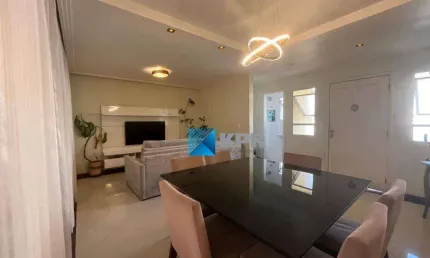 Casa à venda, imóvel de Luxo com Quintal Amplo e Gourmet Planejada!