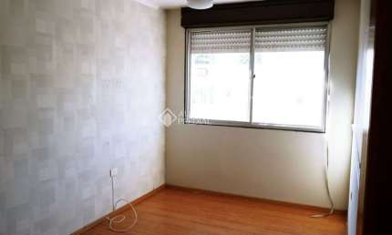 Apartamento com 3 quartos para alugar na Avenida Engenheiro Francisco Rodolfo Simch, 230, Sarandi, Porto Alegre, 68 m2 por R$ 1.500
