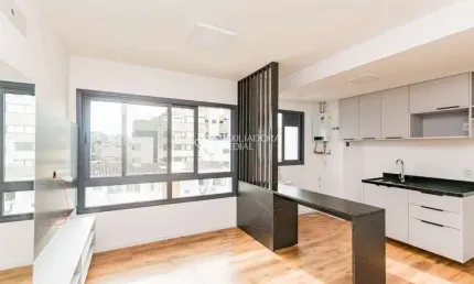 Apartamento com 2 quartos para alugar na Rua Laurindo, 116, Santana, Porto Alegre, 50 m2 por R$ 3.250