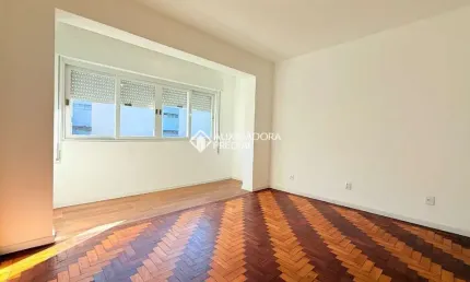 Apartamento com 3 quartos para alugar na Rua Valentim Vicentini, 50, Passo da Areia, Porto Alegre, 68 m2 por R$ 2.500