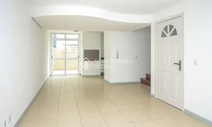 Casa em condomínio fechado com 3 quartos para alugar na rua augusto attílio giordani, 87, são sebastião, porto alegre, 133 m2 por r$ 3.700