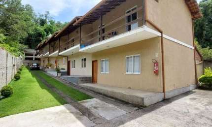 Casa para Venda em Teresópolis, Parque do Imbuí, 3 dormitórios, 1 suíte, 3 banheiros, 1 vaga