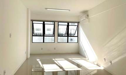 Sala comercial à venda na Rua Lauro Linhares, 2123, Trindade, Florianópolis, 24 m2 por R$ 206.000