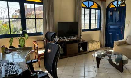 Casa com 3 quartos à venda na Rua Pascoal Simone, 839, Coqueiros, Florianópolis, 150 m2 por R$ 1.300.000