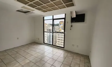 Sala comercial à venda na rua jerônimo coelho, 280, centro, florianópolis, 30 m2 por r$ 280.000