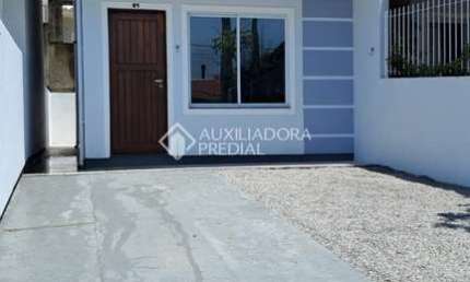 Casa com 2 quartos à venda na Rua Aladin Kule, 44, Bela Vista, Palhoça, 64 m2 por R$ 340.000