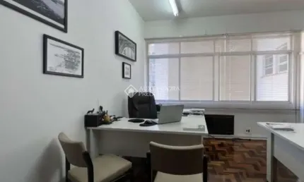 Sala comercial à venda na Praça Quinze de Novembro, 153, Centro, Florianópolis, 50 m2 por R$ 261.000