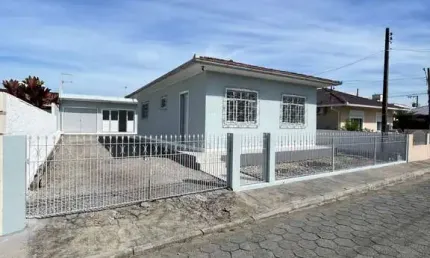 Casa com 3 quartos à venda na Antônio Gonçalves Chaves, 1077, Ponte do Imaruim, Palhoça, 130 m2 por R$ 645.000