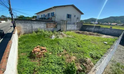 Terreno à venda na Rua Laura Duarte Prazeres, 247, Campeche, Florianópolis, 225 m2 por R$ 500.000