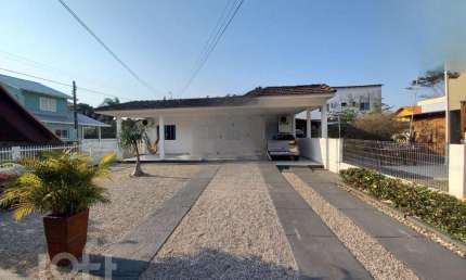 Casa com 3 quartos à venda na Rua Marlene da Silva, 236, Barra da Lagoa, Florianópolis, 140 m2 por R$ 1.280.000