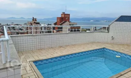 Apartamento com 3 quartos à venda na Rua Coronel Pedro Demoro, 1841, Canto, Florianópolis, 218 m2 por R$ 1.690.000