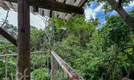 Casa com 4 quartos à venda na Travessa Ibiza, 120, Moenda, Florianópolis, 215 m2 por R$ 1.166.000