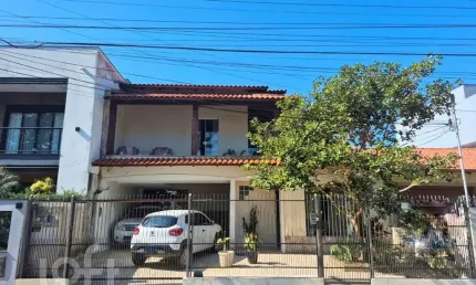 Casa com 4 quartos à venda na Rua Osvaldo Cruz, 454, Balneário, Florianópolis, 213 m2 por R$ 3.300.000