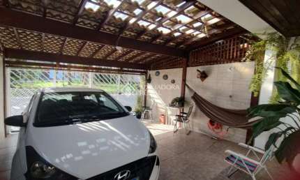 Casa com 2 quartos à venda na Rua Adaly Coelho Passos, 152, Loteamento Balneário Camburi, Caraguatatuba, 69 m2 por R$ 485.000